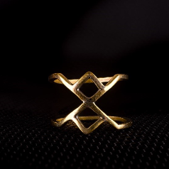 Double Access Ring