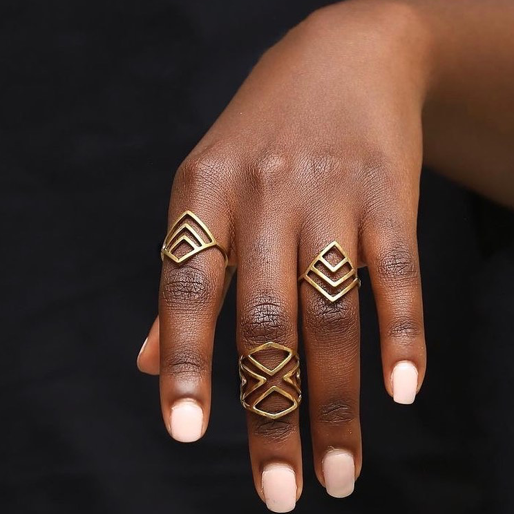 Big Imigongo Ring